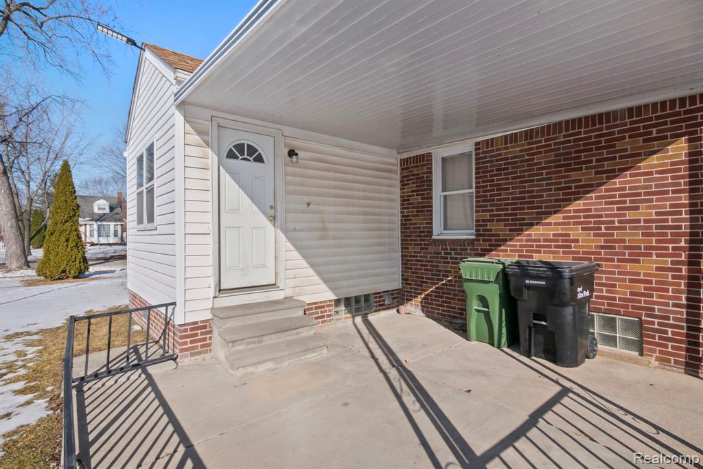 7739 Rosedale Boulevard Allen Park, MI 48101 - Photo 25 of 28
