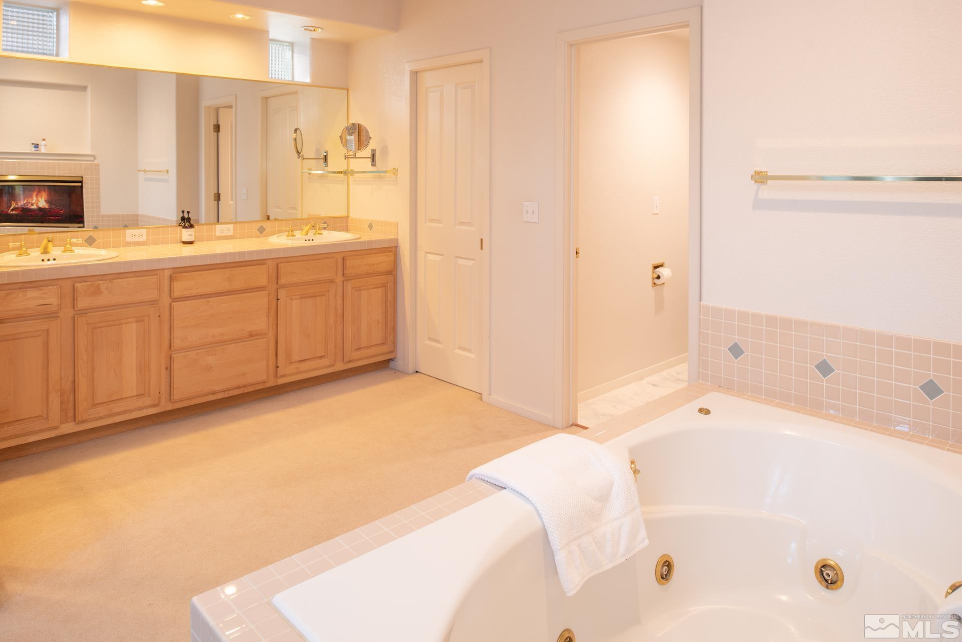 3665 Hemlock Way Reno, NV 89509 - Photo 14 of 40 Photo 14