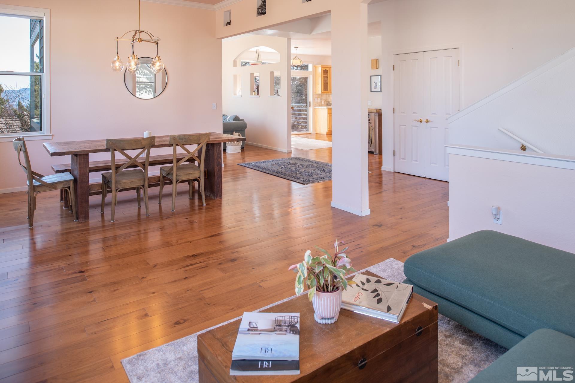 3665 Hemlock Way Reno, NV 89509 - Photo 4 of 40 Photo 4