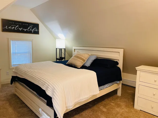 $3,200 | 17 Arch Street, Laconia, NH 03246