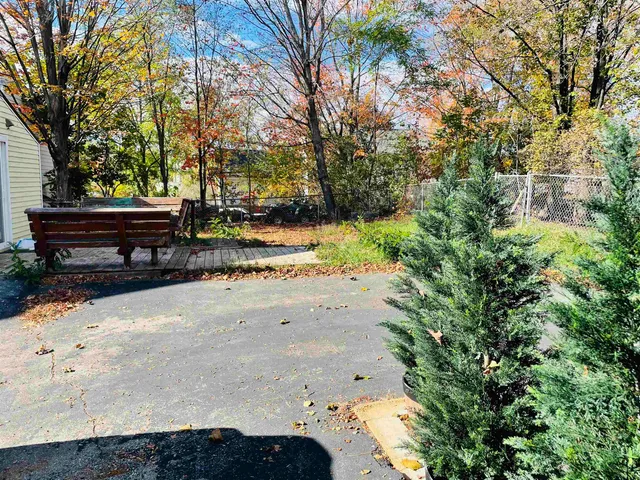 $3,200 | 17 Arch Street, Laconia, NH 03246