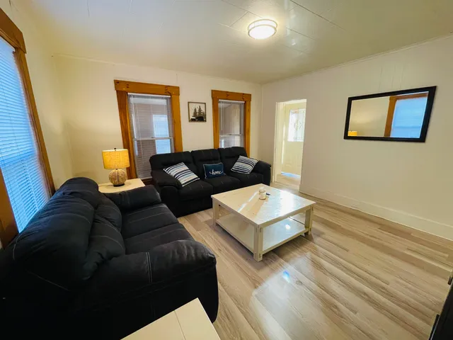 $3,200 | 17 Arch Street, Laconia, NH 03246