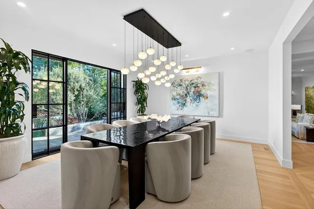 $13,500,000 | 729 Chiltern Road, Hillsborough, CA 94010