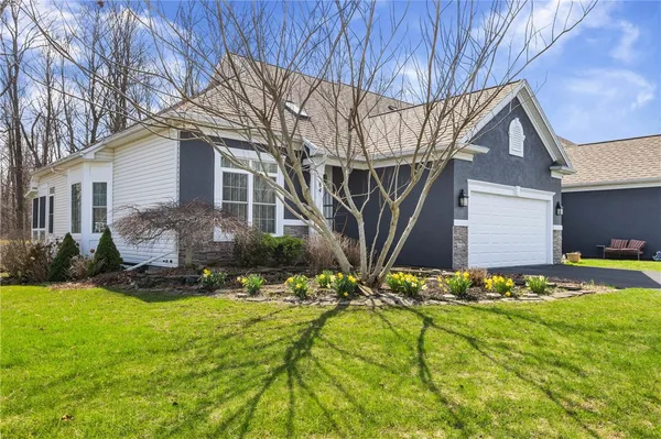 $349,900 | 84 Marc-Mar Trail, Gates, NY 14606