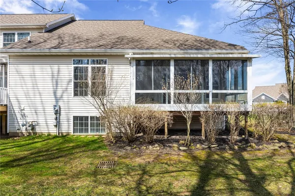 $349,900 | 84 Marc-Mar Trail, Gates, NY 14606