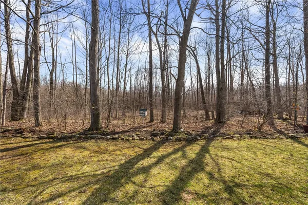 $349,900 | 84 Marc-Mar Trail, Gates, NY 14606