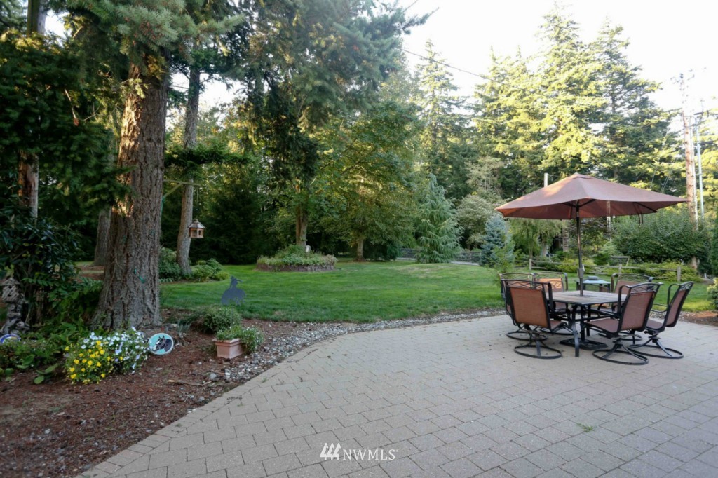 162 East Wiser Lake Road Lynden, WA 98264 - Photo 2 of 25 Gallery Image 2