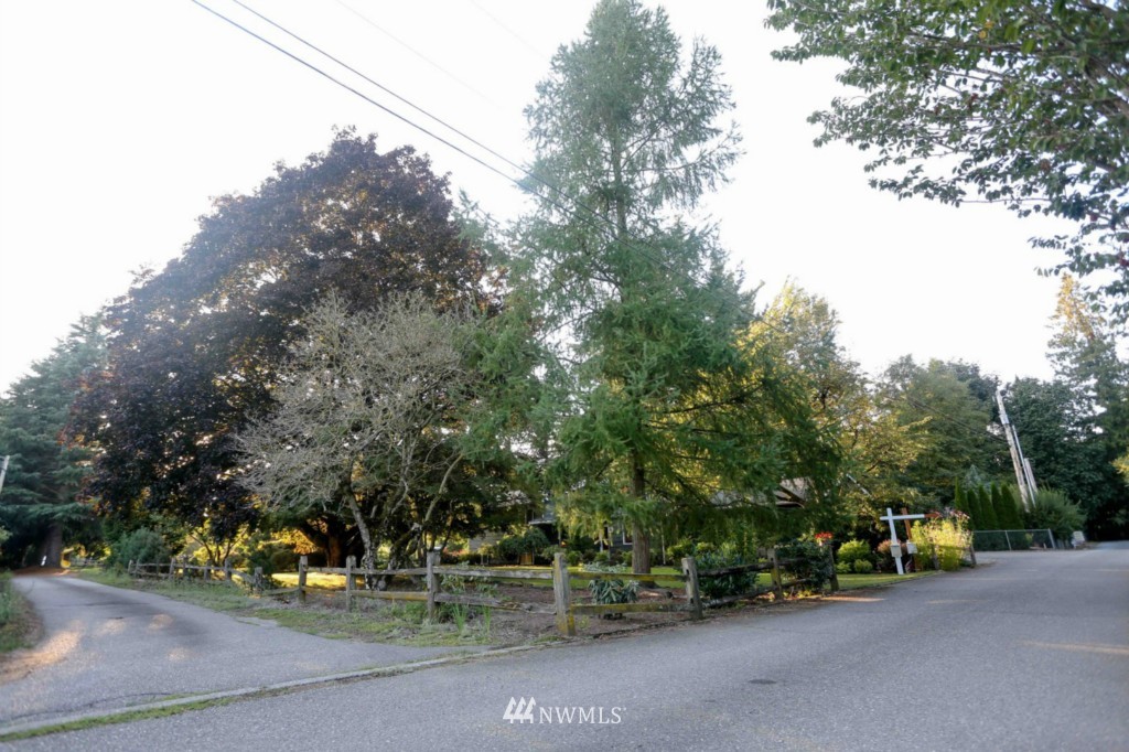 162 East Wiser Lake Road Lynden, WA 98264 - Photo 25 of 25 Gallery Image 25