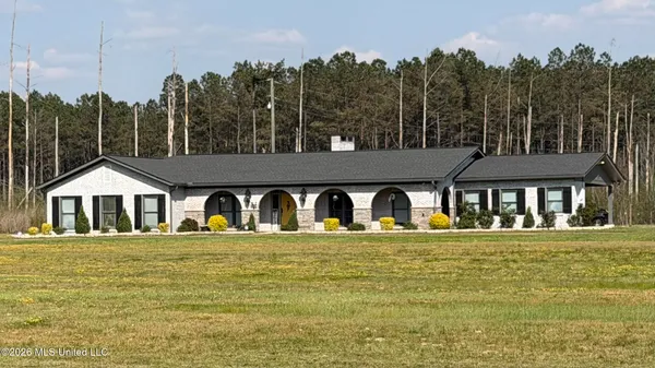 $650,000 | 1100 Hillsboro Street, Forest, MS 39074
