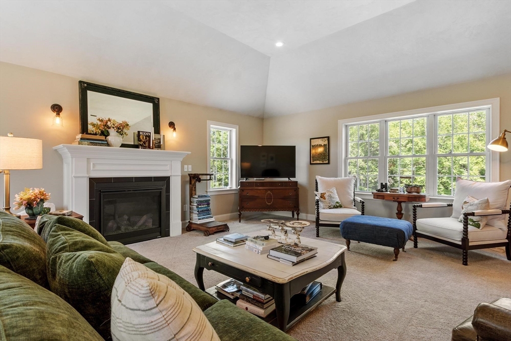 52 Woodside Avenue Rutland, MA 01543 - Photo 20 of 42