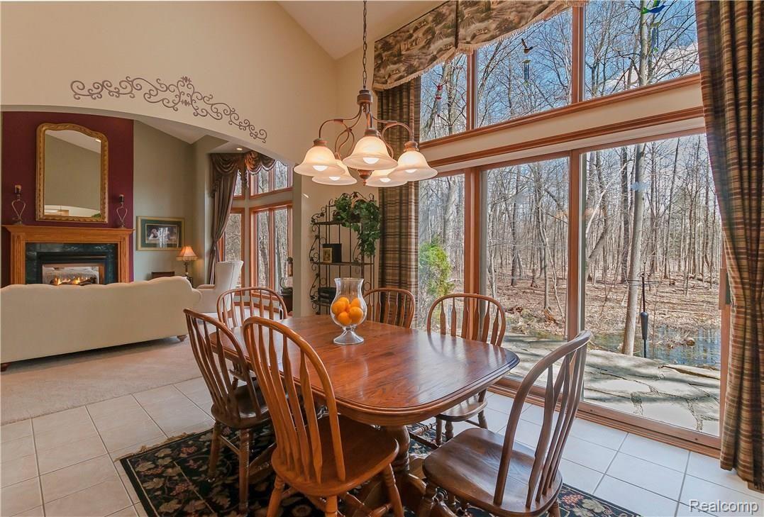 60558 Pennington Way Rochester, MI 48306 - Photo 14 of 50 Dining Room
