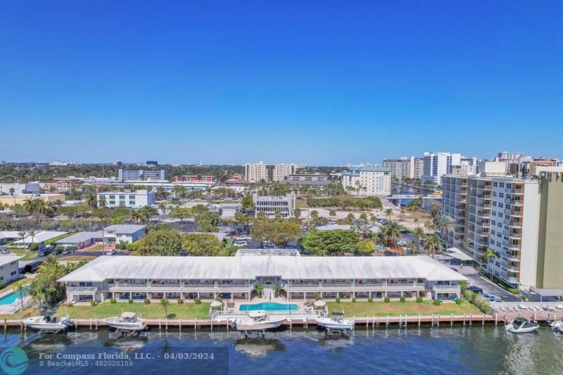 2866 Northeast 30th St Unit 9  