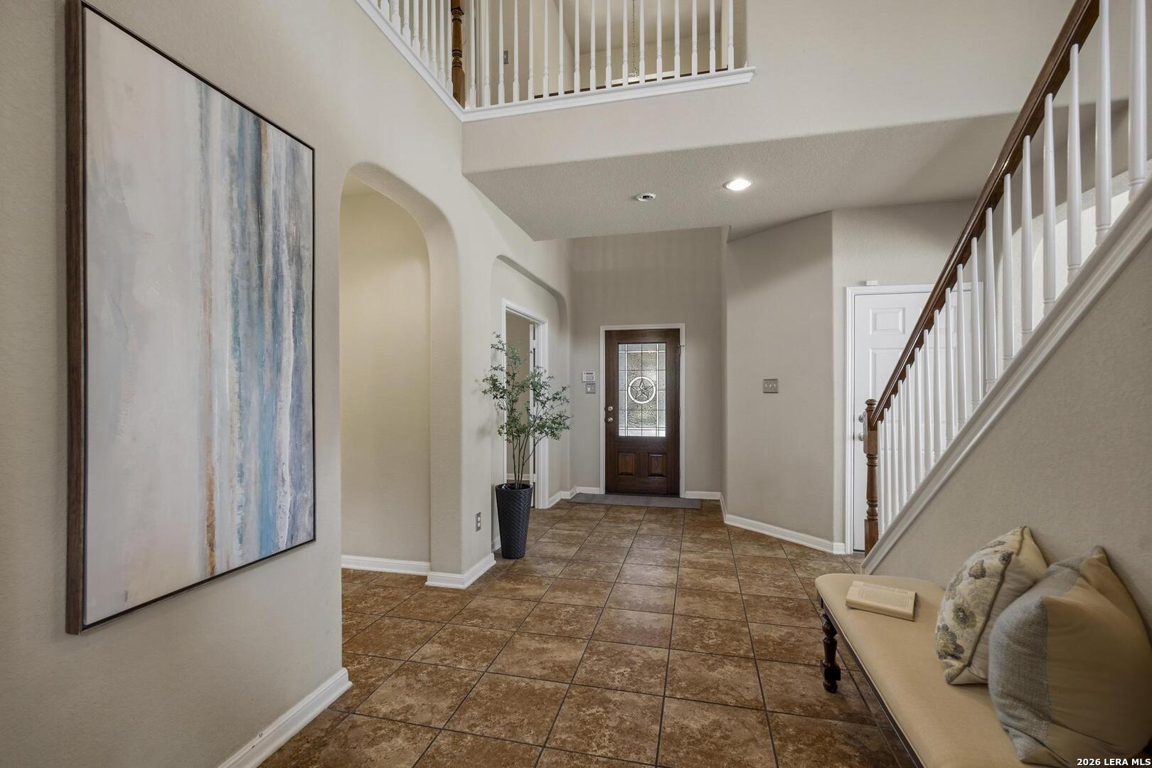 9022 Western View Helotes, TX 78023 - Photo 4 of 32
