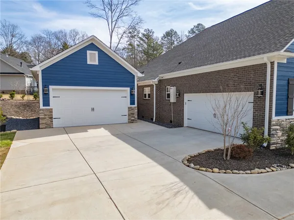 $689,900 | 3703 Rocky Creek Drive, Seneca, SC 29678