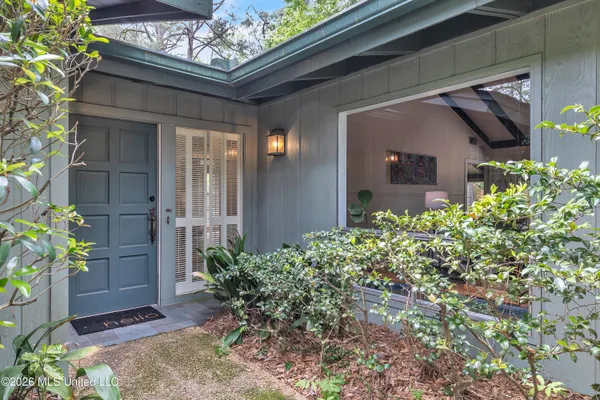 $265,000 | 5415 Kaywood Drive, Jackson, MS 39211