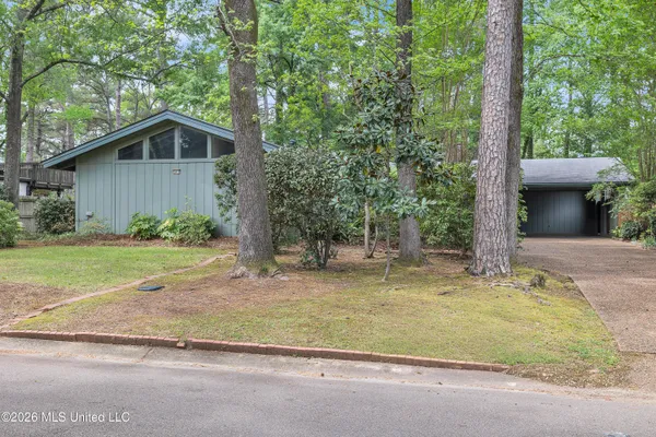 $265,000 | 5415 Kaywood Drive, Jackson, MS 39211