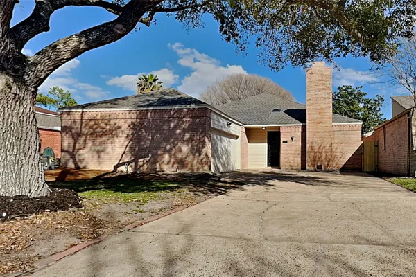 $2,350 | 2127 Jamara Lane, Houston, TX 77077