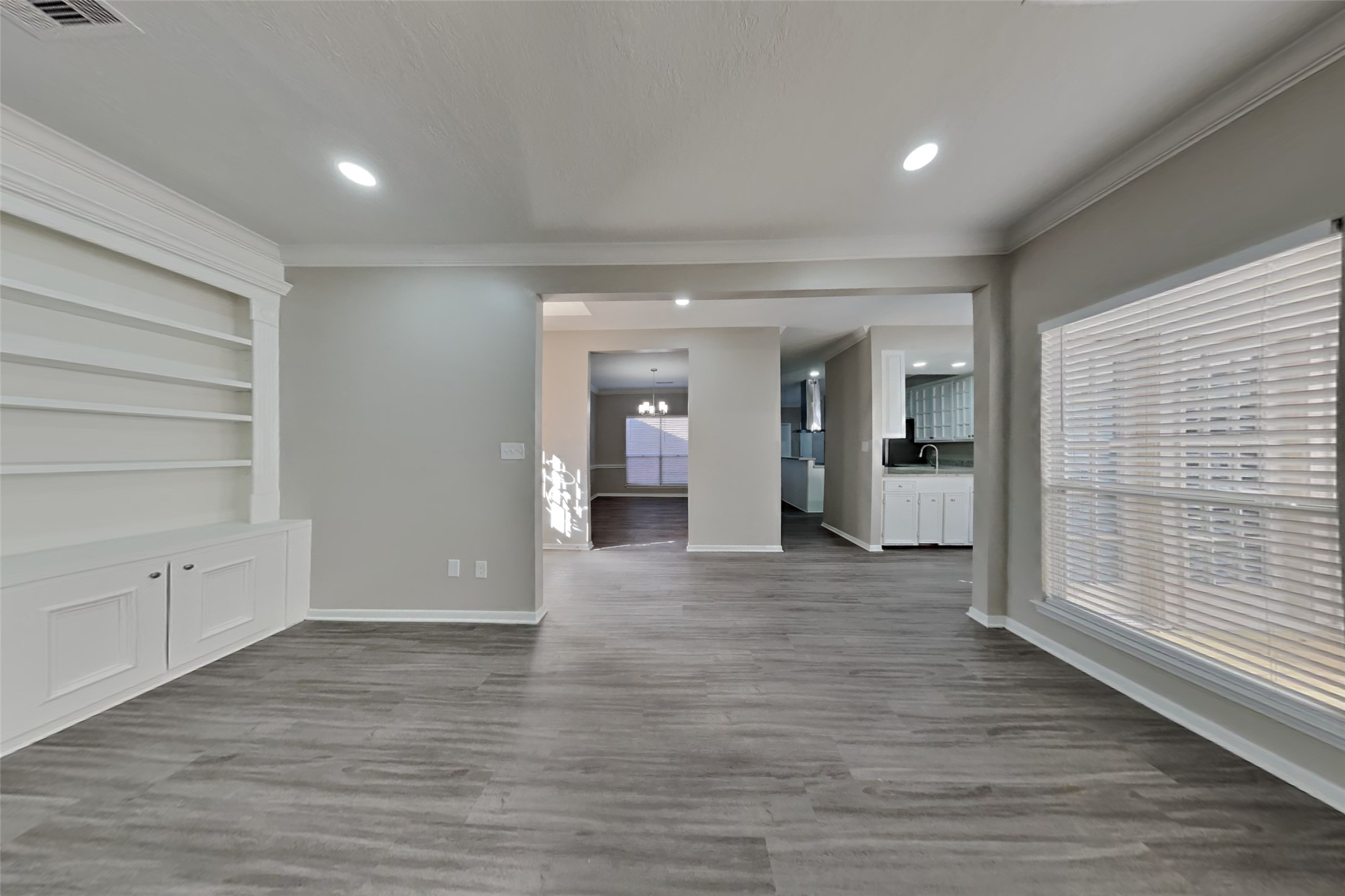 2127 Jamara Lane Houston, TX 77077 - Photo 4 of 19