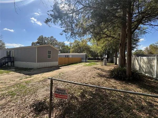 a view of utility room
