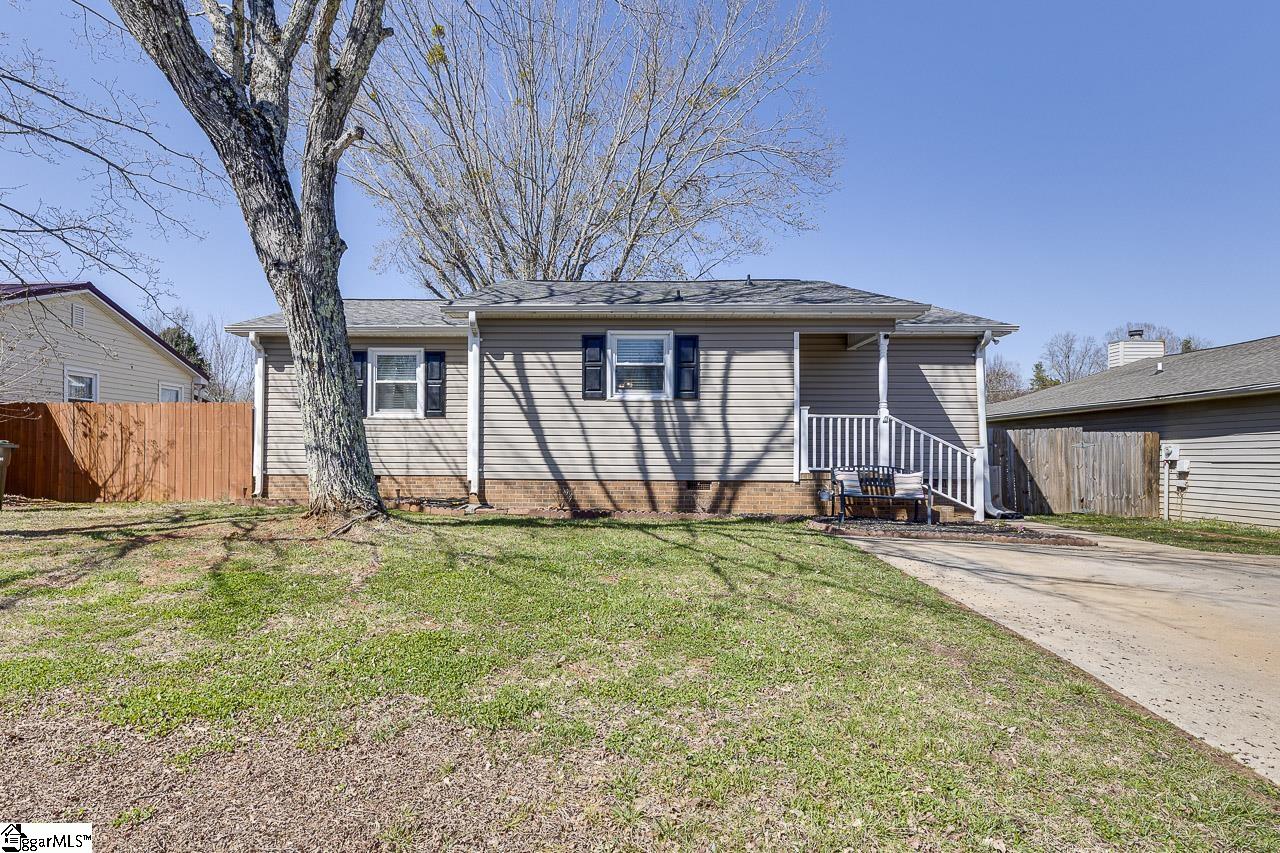 106 Terrace Road Easley, SC 29642 - Photo 3 of 33 Gallery Image 3