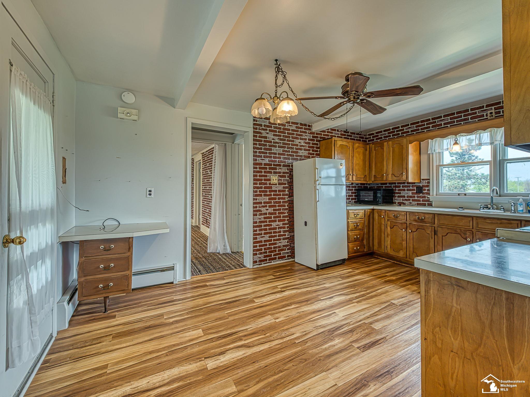 9248 Chinavare Road Newport, MI 48166 - Photo 6 of 54