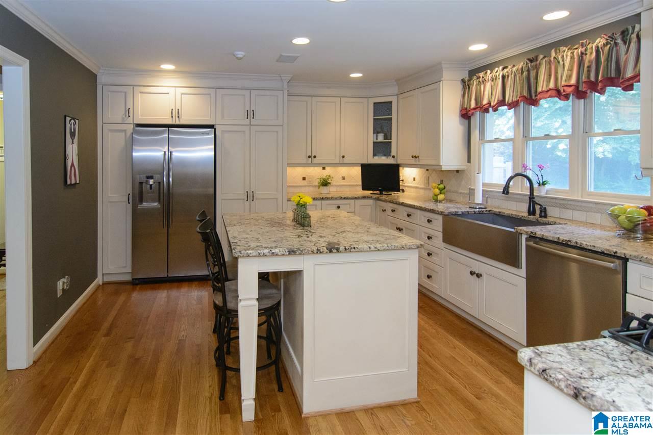 3800 North Woodridge Road Birmingham, AL 35223 - Photo 11 of 50