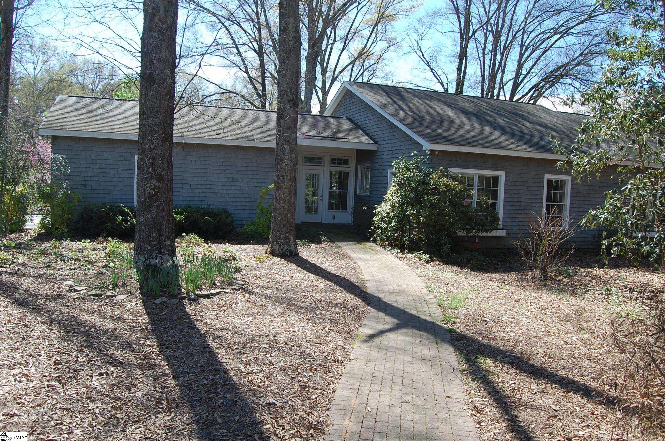 1225 Greenacres Anderson, SC 29621 - Photo 3 of 33