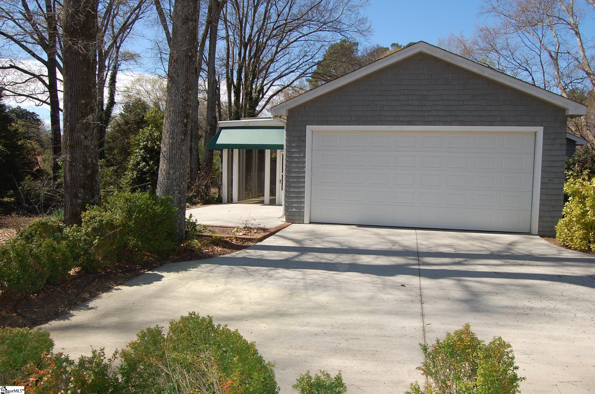 1225 Greenacres Anderson, SC 29621 - Photo 31 of 33