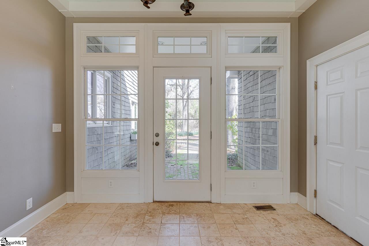 1225 Greenacres Anderson, SC 29621 - Photo 6 of 33