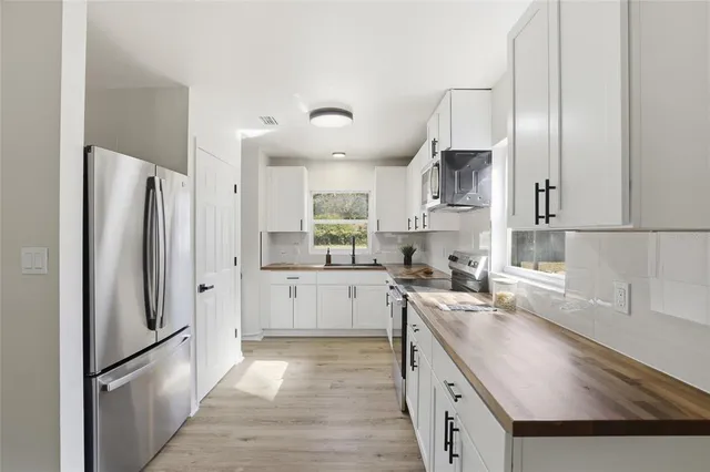 $319,900 | 9325 Northeast 77 Court, Gainesville, FL 32609