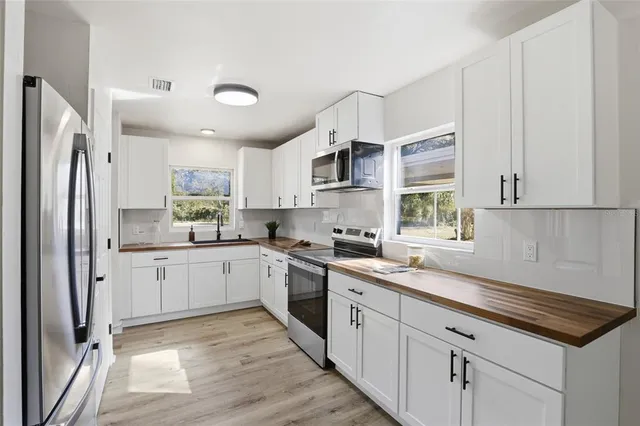 $319,900 | 9325 Northeast 77 Court, Gainesville, FL 32609