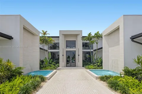 $5,985,000 | 14910 Southwest 16 Court, Fort Lauderdale, FL 33325