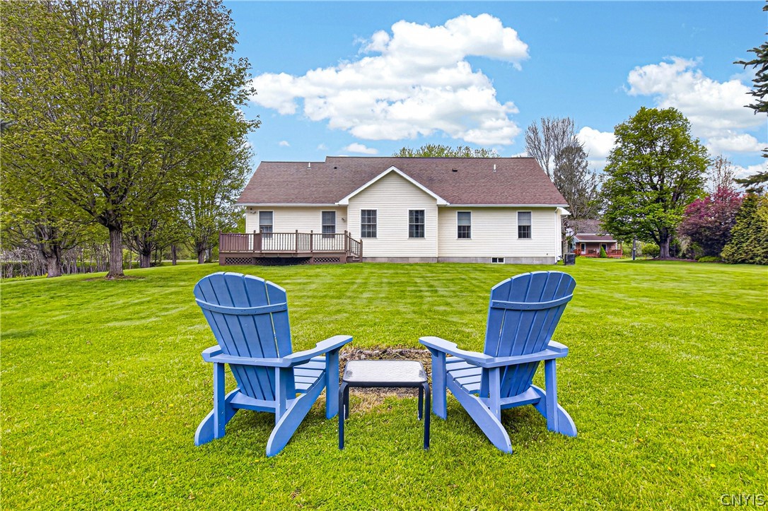 7338 Railroad Street Marcy, NY 13469 - Photo 11 of 41