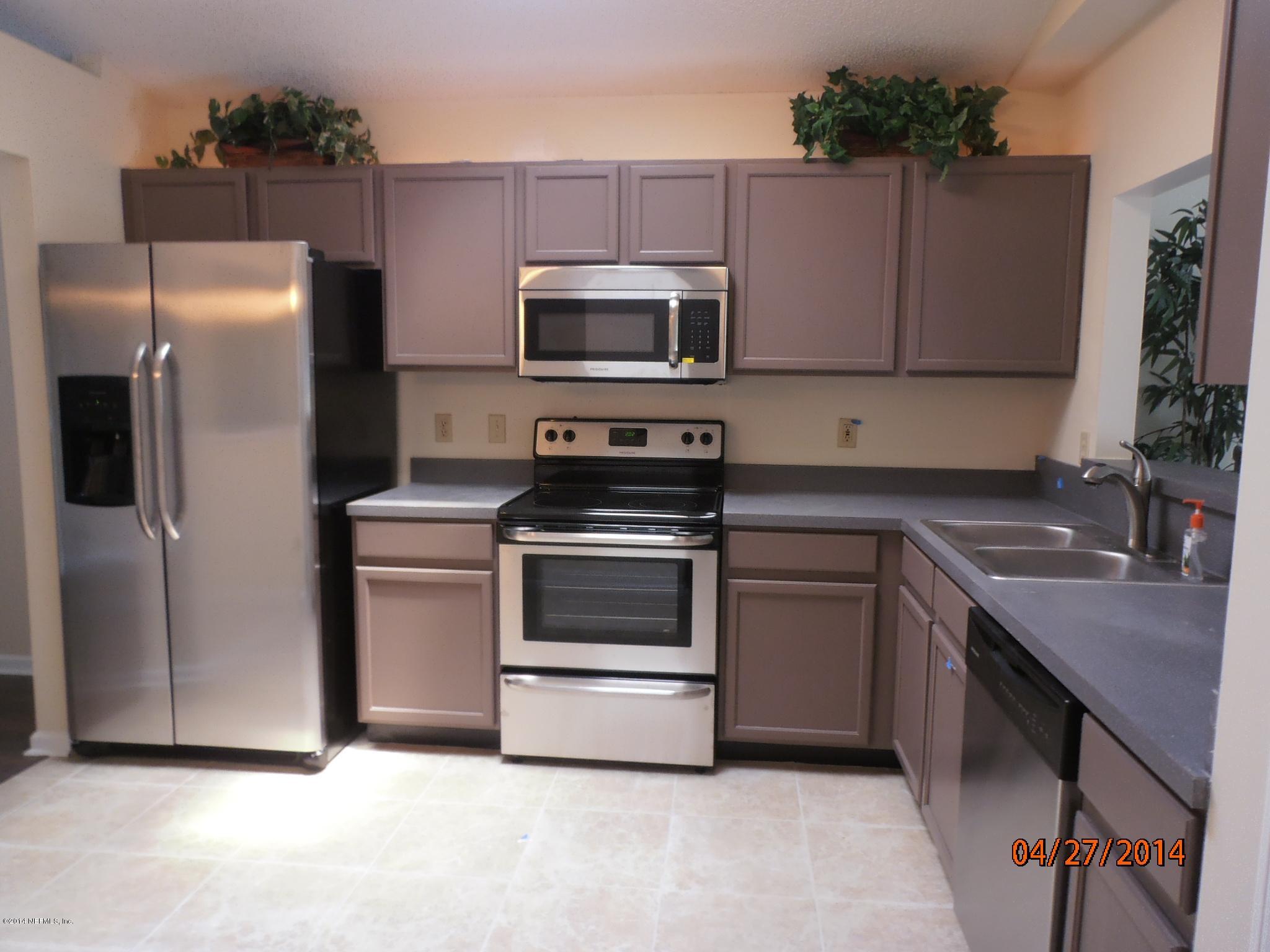 11188 Ridgetop Lane Jacksonville, FL 32225 - Photo 3 of 27 Kitchen