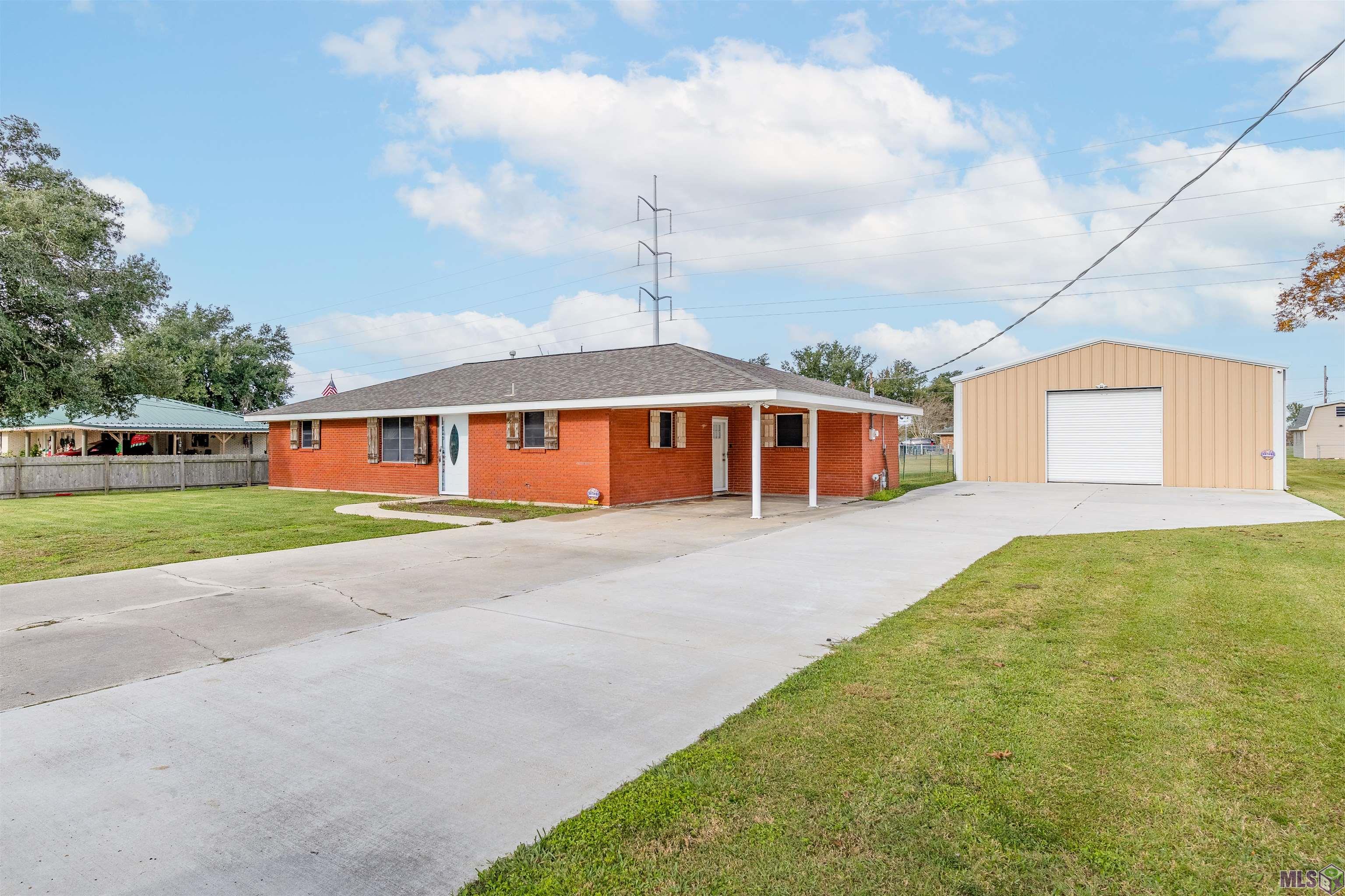 414 Hospital Drive Raceland, LA 70394 - Photo 2 of 15