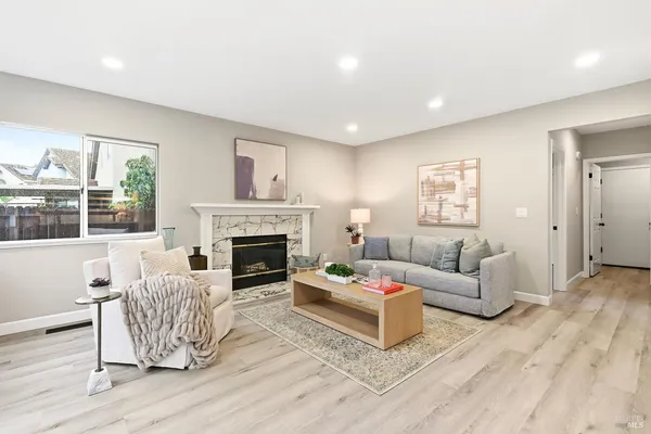 $689,977 | 1121 Willow Lane, Fairfield, CA 94533