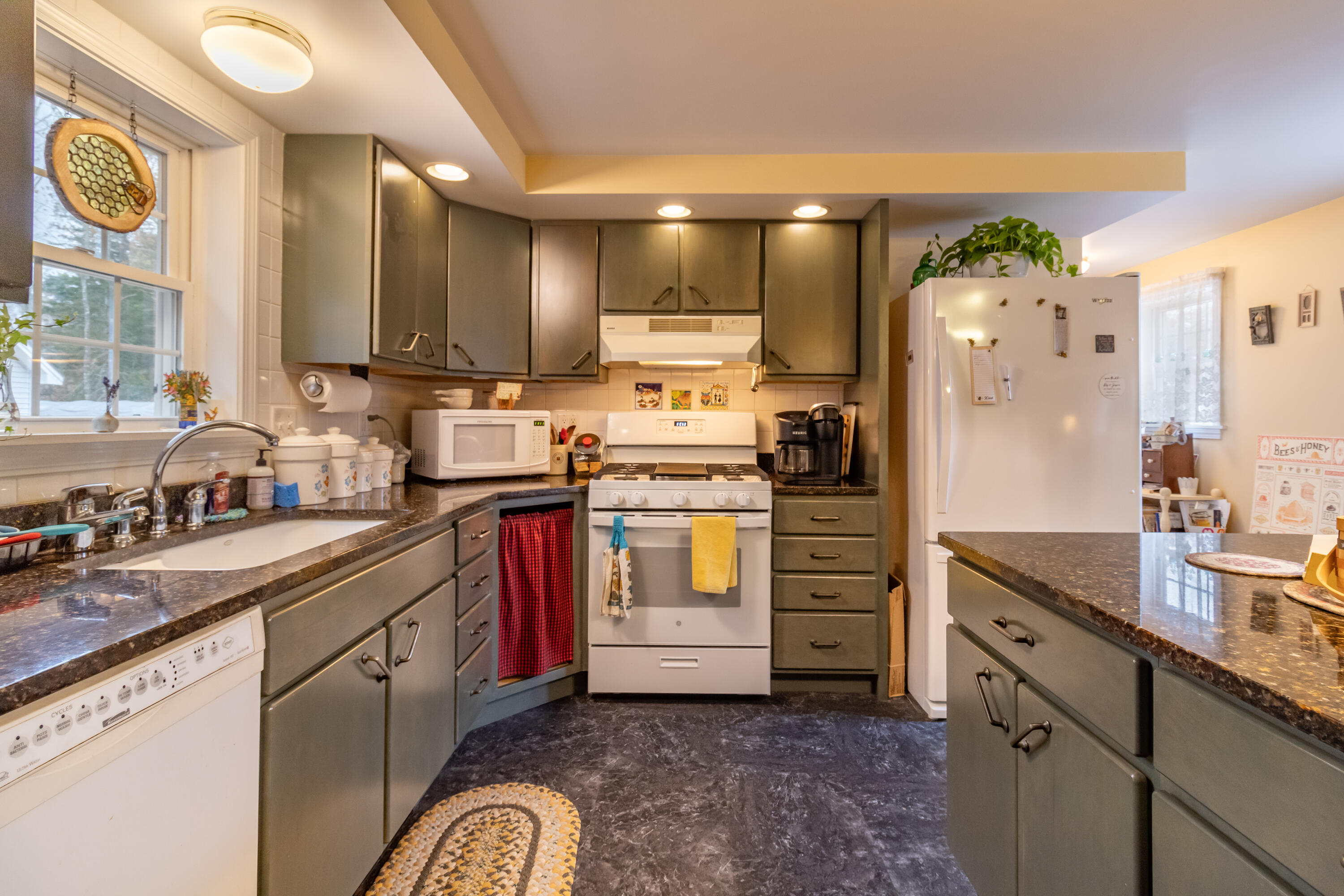 41 Merle Sibley Road Burlington, ME 04417 - Photo 57 of 87 41 Sibley Road Interiors-37