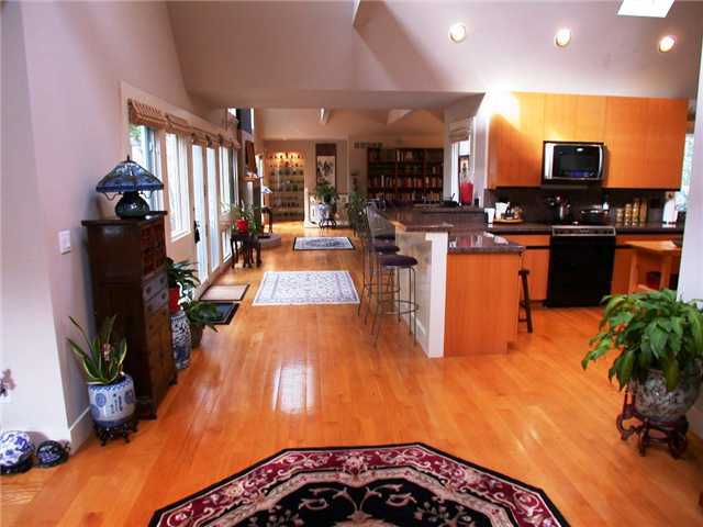 1489 Roxbury Road Marble Cliff, OH 43212 - Photo 3 of 25