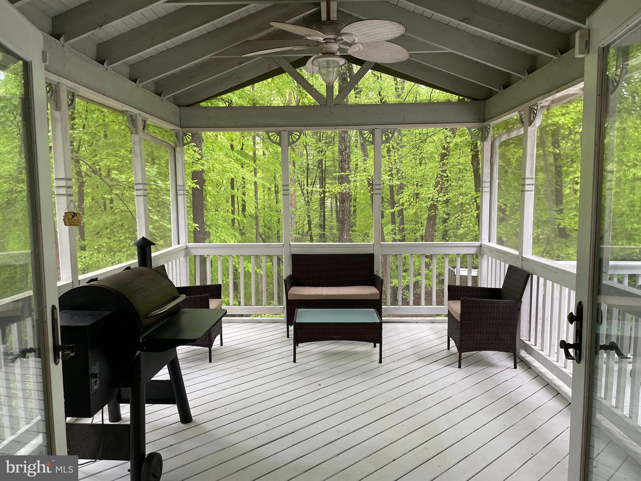 8024 Stillbrooke Road Manassas, VA 20112 - Photo 7 of 51 Gallery Image 7