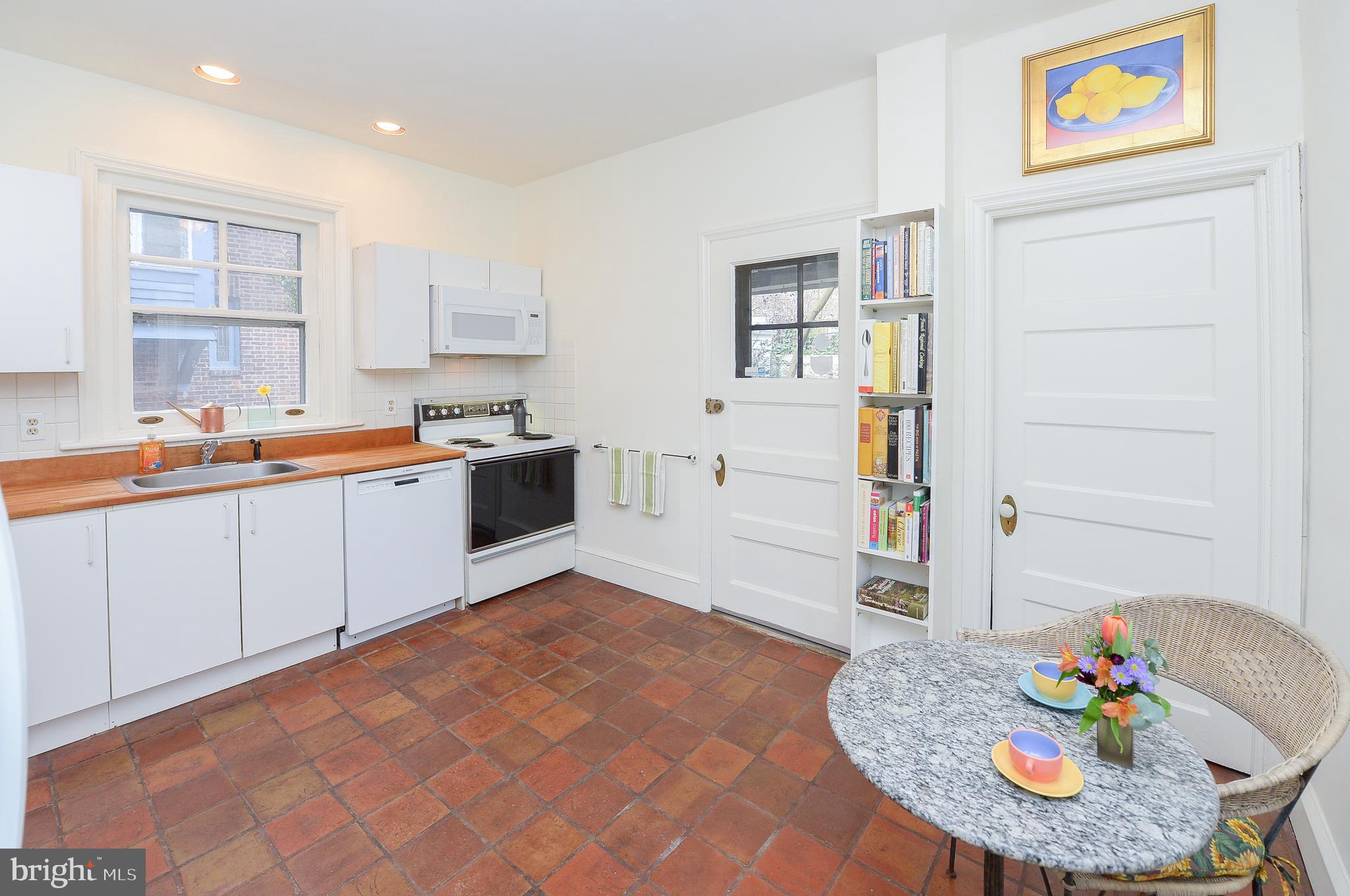 7133 Cresheim Road Philadelphia, PA 19119 - Photo 33 of 76 Eat-in kitchen