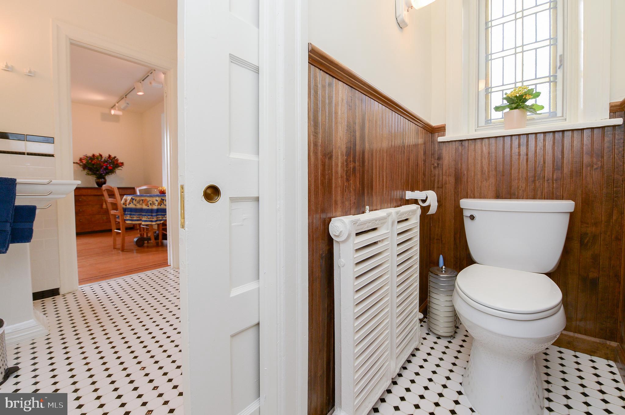 7133 Cresheim Road Philadelphia, PA 19119 - Photo 52 of 76 bathroom pocket door between shower and toilet