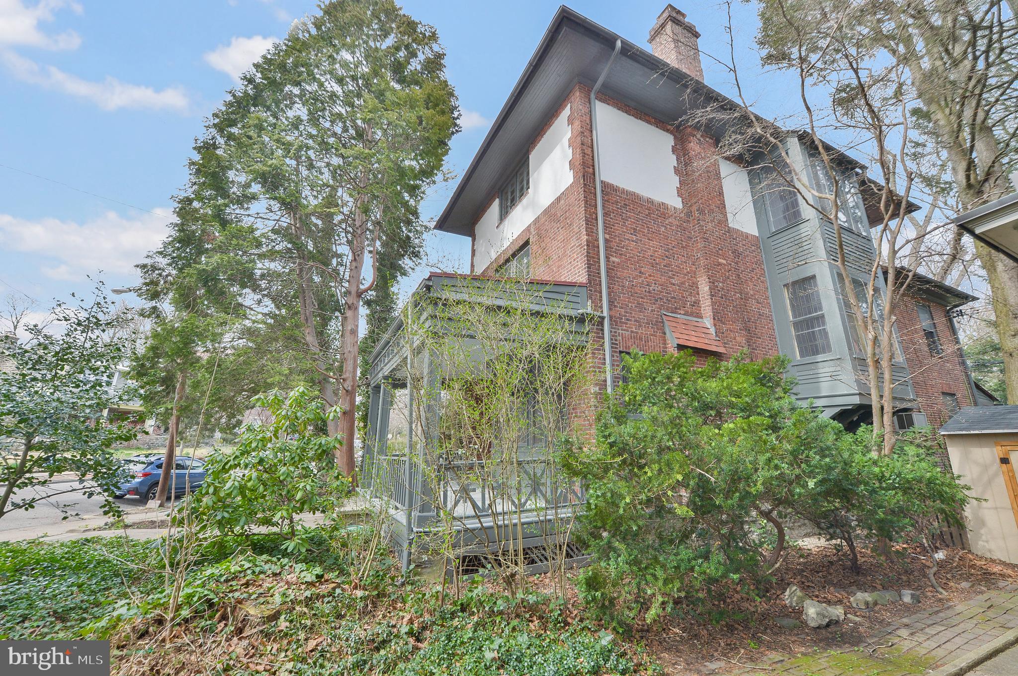 7133 Cresheim Road Philadelphia, PA 19119 - Photo 8 of 76 Right side exterior