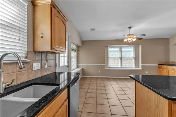 $2,400 | 3531 Roberto Clemente Lane, Round Rock, TX 78665