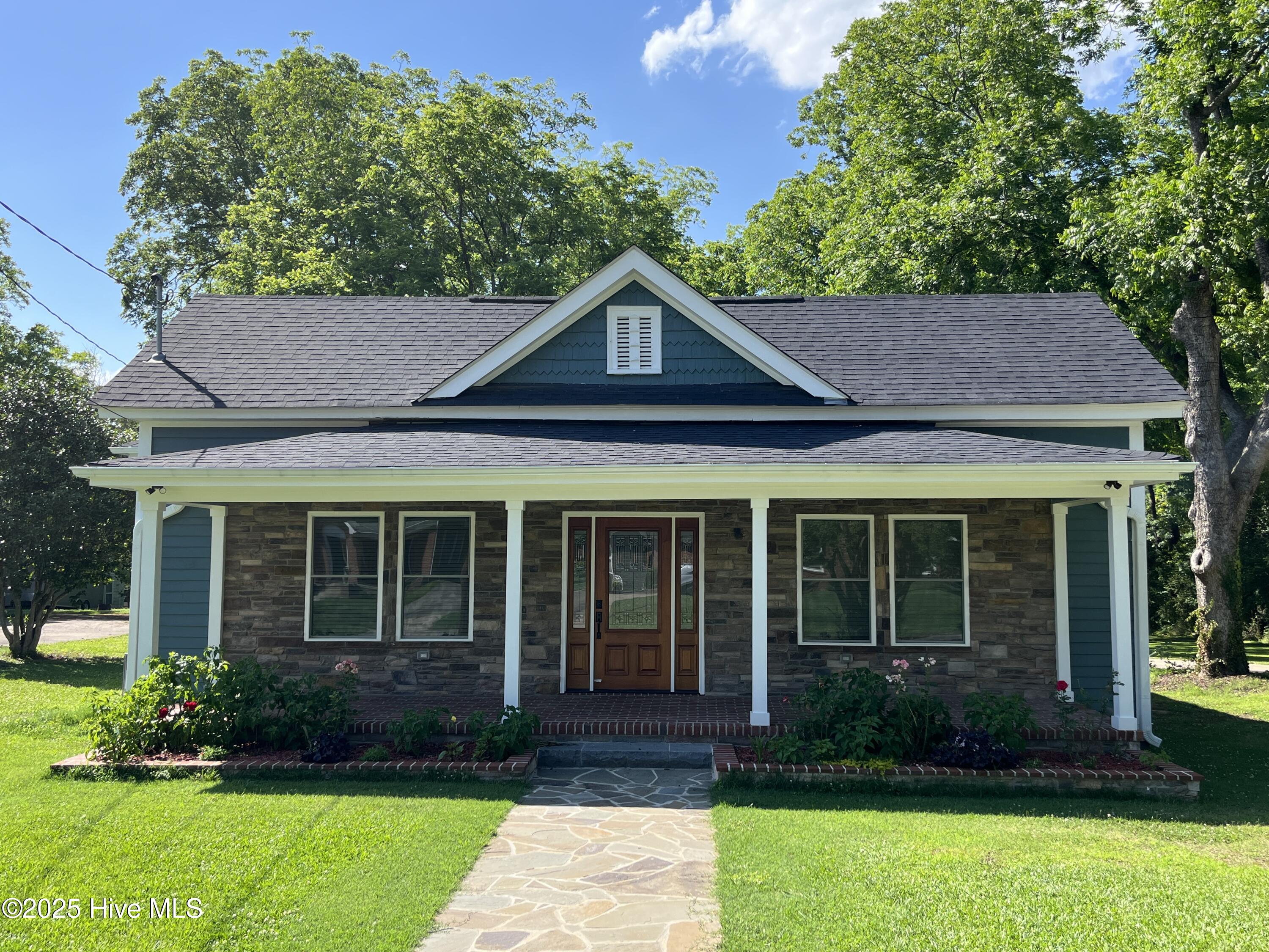223 East Nash Street Spring Hope, NC 27882 - Photo 1 of 33 Front - 223 E Nash