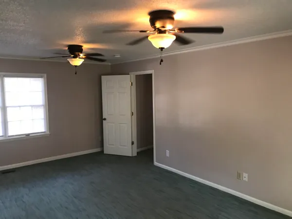 $2,400 | 100 West Hedgelawn Way, Southern Pines, NC 28387