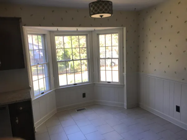 $2,400 | 100 West Hedgelawn Way, Southern Pines, NC 28387