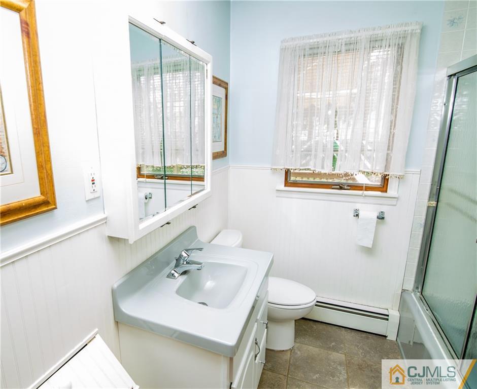504 Morrisey Road Neptune, NJ 07753 - Photo 11 of 22 Gallery Image 11