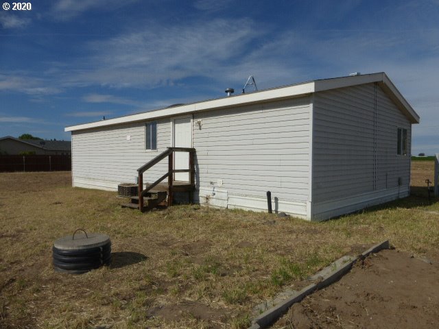 78987 Agnew Road Hermiston, OR 97838 - Photo 3 of 18