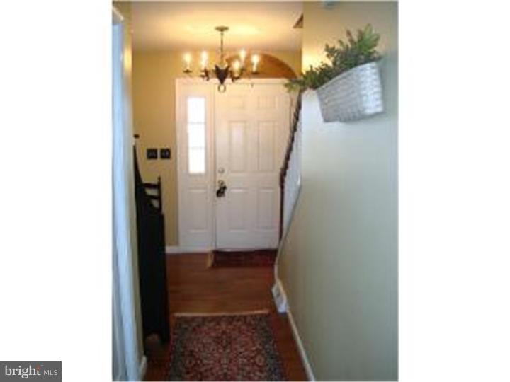 2166 Beaver Hill Road Chester Springs, PA 19425 - Photo 4 of 22 Foyer