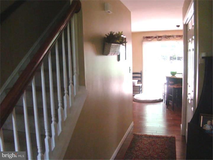 2166 Beaver Hill Road Chester Springs, PA 19425 - Photo 5 of 22 Foyer